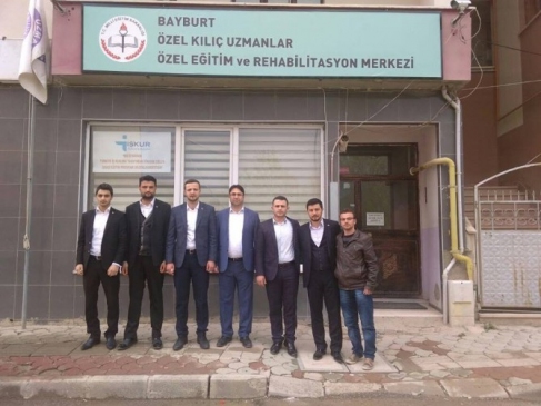 Bayburt'ta Engelliler Haftası Kapsamında Özel Eğitim Kurumuna Ziyaret Gerçekleştirildi