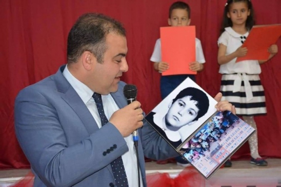 Görele'de Okuma Bayramında Başkan Erener’e Sürpriz Albüm Takdim Edildi