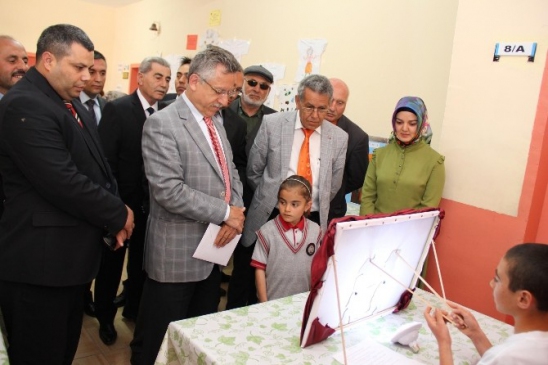 Sorgun Gedikhasanlı'da Tübitak 4006 Bilim Fuarı Törenle Açıldı