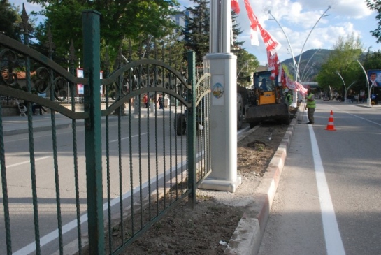 Tokat Merkez'de Şehir İçi Korkuluklar Yenileniyor