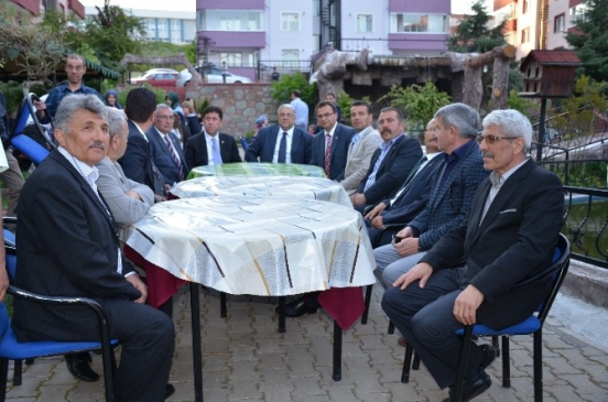 Bilecik Merkez Beşiktaş Mahallesi'nde Açık Hava Sineması Hizmete Girdi