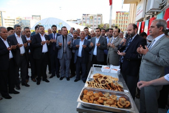 Haliliye'de Miraç Kandili İçin Yöresel Yemek İkramı Yapıldı