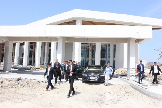 Edirne'de Sağlık Bakanı Dr. Mehmet Müezzinoğlu, Aile Hekimliği ile İlgili Önemli Bilgiler Paylaştı