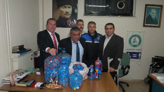 Bartın Merkez'de 420 Bin Mavi Kapak Toplandı