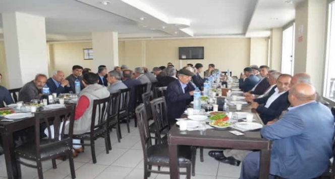 Siirt Baykan'da Kaymakam Ufuk Akıl Muhtarlarla Sorunları Görüştü