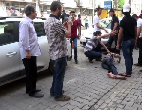 Şanlıurfa'da Sosyal Medya Üzerinden Örgütlenen Bir Grup, Suriyelilere Saldırdı