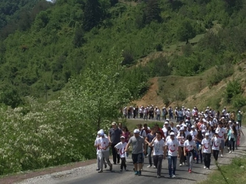 Bartın Merkez'de Gençlerin Katıldığı Doğa Yürüyüşü Etkinliği Gerçekleştirildi