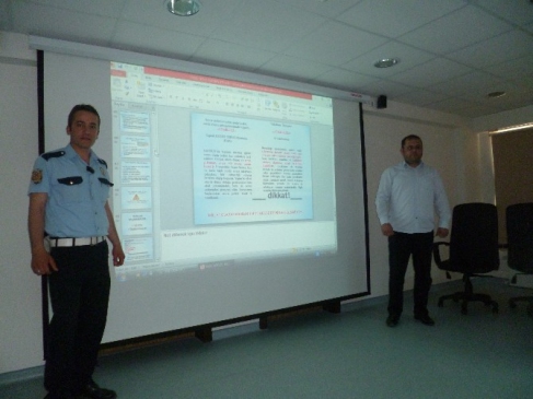 Bilecik Osmaneli'de Okul Servis Şoförlerine Yönelik Seminer Düzenlendi