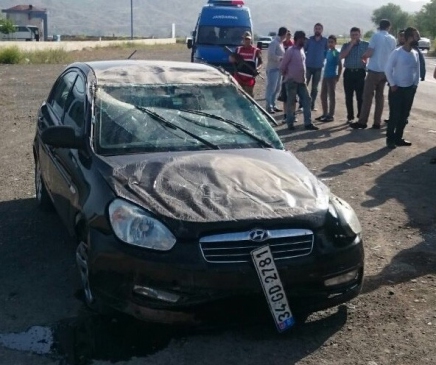Elazığ-Bingöl Yolunda Gerçekleşen Tek Taraflı Kazada 4 Kişi Yaralandı