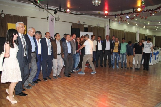 Van Büyükşehir Belediyesi Engelliler Haftası'nda Engelli Vatandaşlarla Yemekte Buluştu