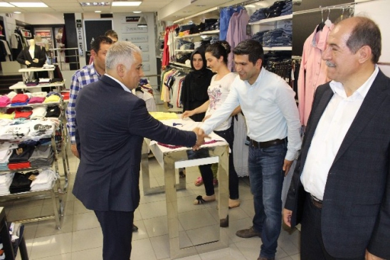 Adıyaman'da Seçim Çalışmalarını Yürütmeye Devam Eden Adnan Boynukara