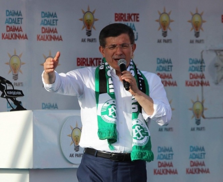 Kırşehir'de Davutoğlu, HDP, MHP ve CHP'yi Eleştirdi