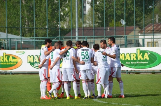 Sivas 4 Eylül'de Gölcükspor'u 2-1 Yenerek Finale Çıktı