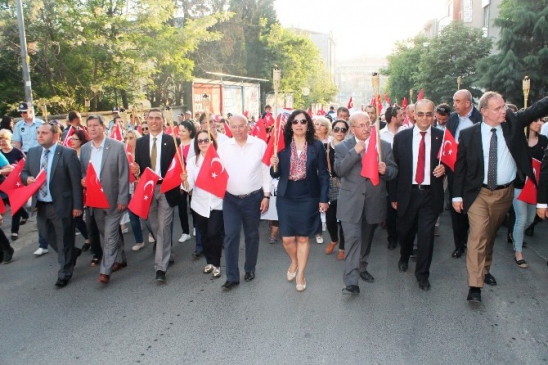 Tekirdağ Süleymanpaşa'da Yüksek Sadakat Grubu Gençleri Eğlendirdi