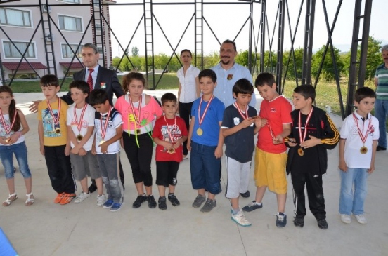 Muğla Dalaman'da 19 Mayıs Gençlik Kupası Satranç Turnuvası Ödülleri Sahiplerini Buldu