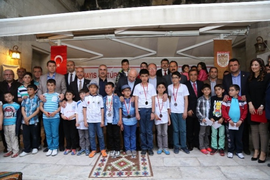 Sivas'ta Buruciye Satranç Turnuvası Başarıyla Sona Erdi