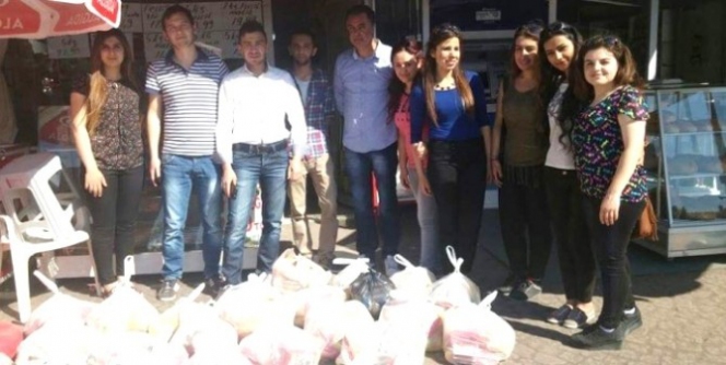 Gediz'de Öğrenciler, Mehmetçik Ortaokulu'na Destek Verdiler