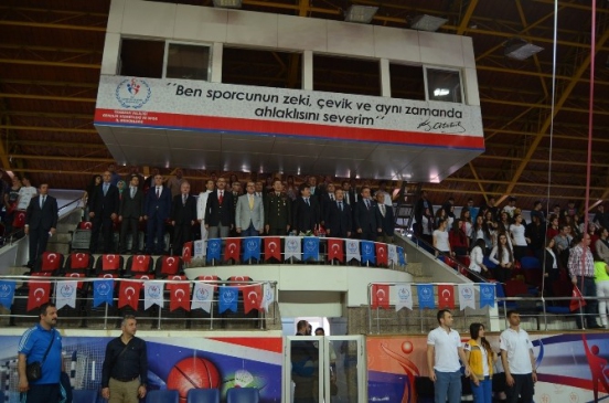 Trabzon'da 19 Mayıs Atatürk'ü Anma Gençlik ve Spor Bayramı Coşkuyla Gerçekleşti
