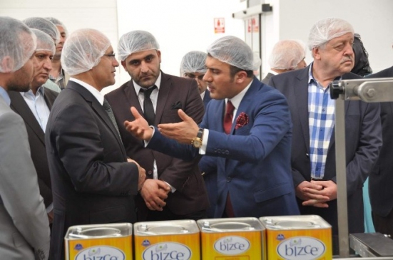 Maliye Bakanı Mehmet Şimşek, Gaziantep'teki Bizce Yağ Fabrikası'nı Ziyaret Etti
