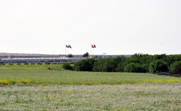 Kilis Elbeyli'de Sınırda Yasa Dışı Geçiş Yapmaya Çalışan 5 Kişi Yakalandı