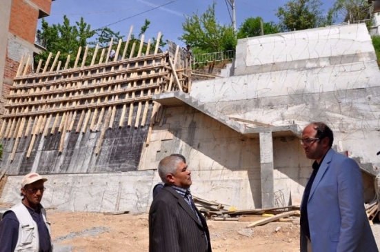 Afyonkarahisar Sandıklı Çay Mahallesi'nde Hizmet İçin Başkan Çöl'e Teşekkür Pankartı Asıldı