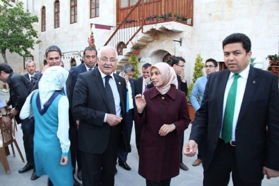 Gaziantep'te Kararsızların AK Parti'ye Yönelimiyle Seçimlerde Destek Artmakta