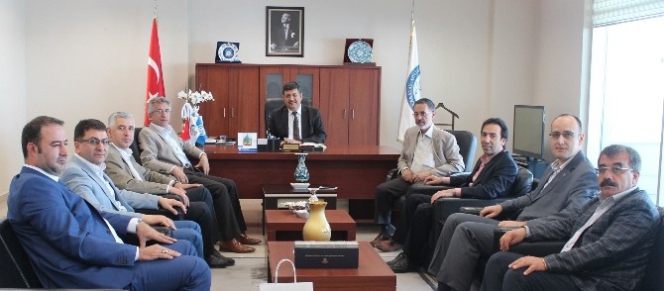 MÜSİAD Konya, KTO Karatay Üniversitesi Rektörü Bayram Sade'yi Ziyaret Etti