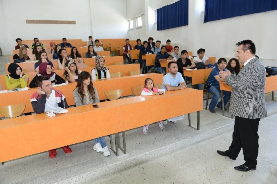 Bilecik Osmaneli'den Bartın'a Gelen Öğrenciler, Bartın Üniversitesi'ni Ziyaret Etti