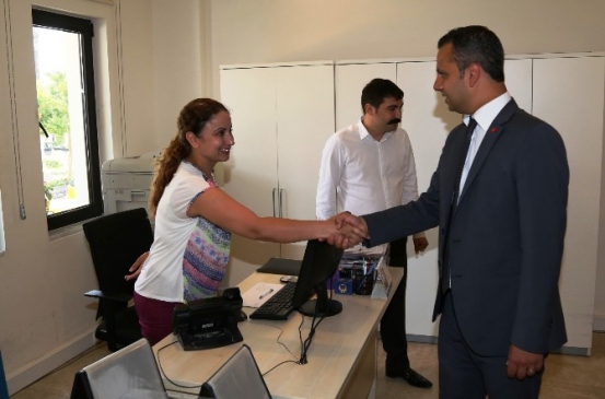 Bodrum'da CHP Muğla Milletvekili Adayı Burak Erbay, Niyazi Atare'yi Ziyaret Etti