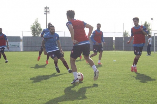 Elazığ'da Elazığspor, Yeni Sezon İçin Hazırlıklarını Sürdürüyor