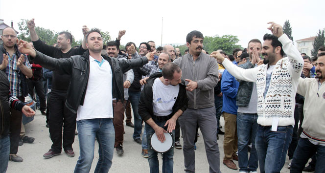 Kocaeli Gölcük’te Ford İşçileri Türk Metal Sendikası’na Karşı Eylemde