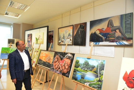 İzmir Çiğli'de Kursiyerlerin Yıl Sonu Sergisi Büyük İlgi Gördü