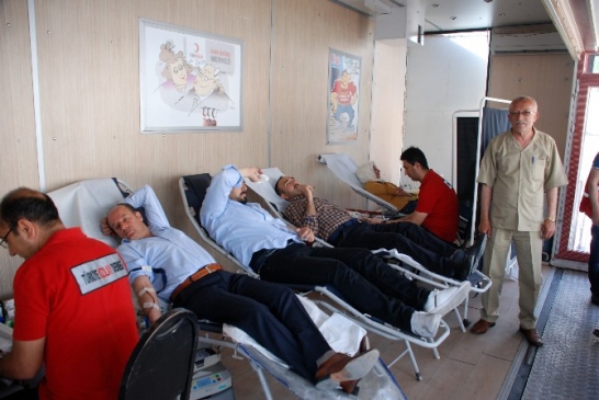 Mardin Midyat'ta Türk Kızılayı'nın Düzenlediği Kampanyada 62 Ünite Kan Toplandı