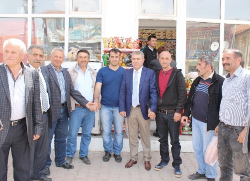 Kayseri'de MHP Milletvekili Adayı Süleyman Korkmaz, AKP'ye Yüklenerek Seçim Mesajları Verdi