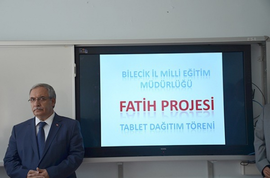 Bilecik'te FATİH Projesi Kapsamında 40 Öğrenciye Tablet Dağıtıldı