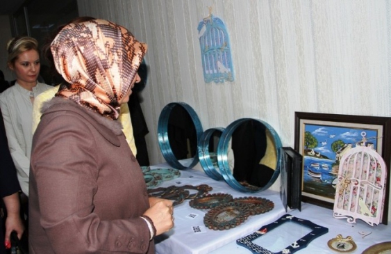 Van Edremit'te TEGV ve Halk Eğitim Merkezi Ortak Sergi Düzenledi