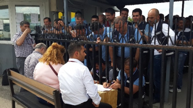 Türk Traktör Fabrikası İşçileri Sendikadan İstifa İçin Noter İşlemi Yapıyor
