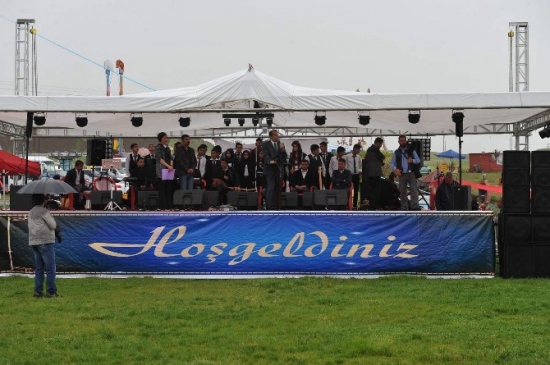 Van'da 6. Uluslararası İnci Kefali Göçü Kültür ve Sanat Festivali Başladı