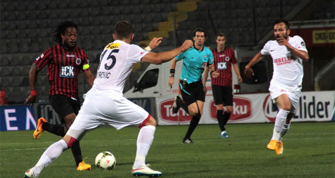Mersin İdmanyurdu, Mersin'de Gençlerbirliği'ni 2-1 Mağlup Etti