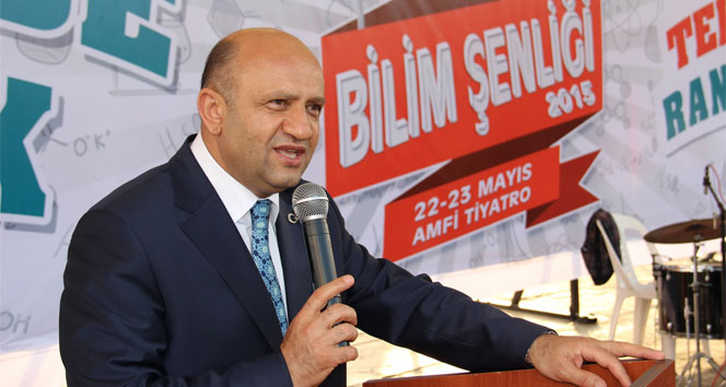 Zonguldak'ta Bakan Işık, Demir Çelik Sektörü İçin Zırhlı Çelik Üretimini Önerdi