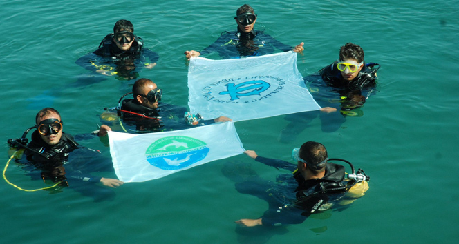 Antalya Manavgat'ta Side Limanı'nda Temizlik Etkinliği Gerçekleştirildi