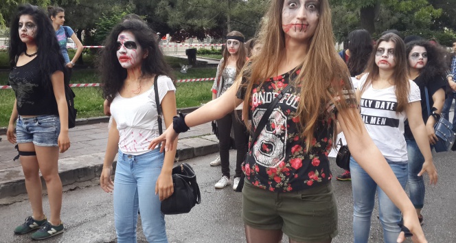 Ankara'da Öğrenci Konseyi Uyuşturucuya Dikkat Çekti