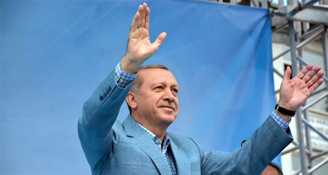 Cumhurbaşkanı Recep Tayyip Erdoğan, Antalya'da düzenlediği açılış töreninde hükümetin projelerini anlattı.
