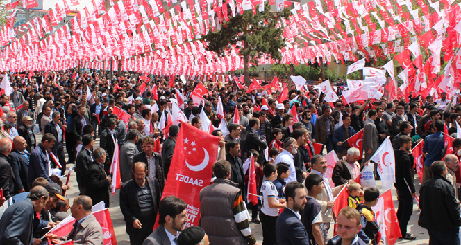 Erzurum'da Gerçekleşen Mitingde BBP ve Saadet Partisi Öne Çıktı