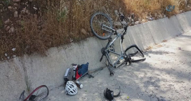 Muğla Marmaris'te Otomobilin Çarptığı Bisikletçi Hastaneye Kaldırıldı