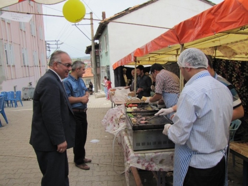 Kütahya Hisarcık'ta Eğitim Amaçlı Gıda Kermesi Düzenlendi