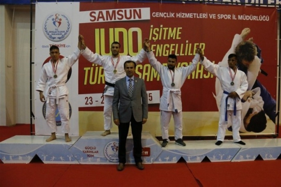 Çiftlikköy'de Judo Sporcusu Erkan Esenboğa, Samsun'da Şampiyonluk Elde Etti