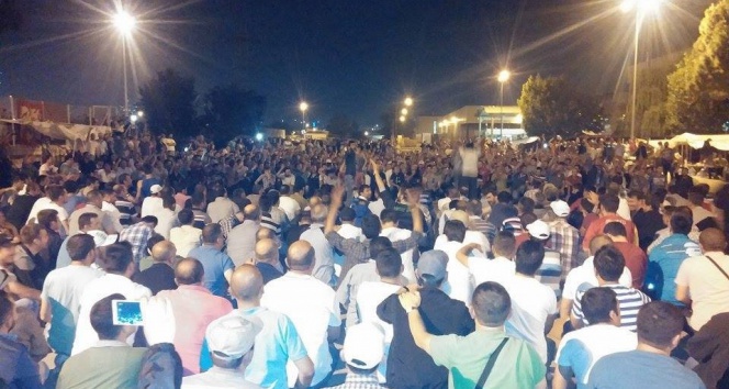 Bursa'da Oyak Renault Fabrikası'nda Anlaşma Sağlanamadı, Eylemler Sürüyor