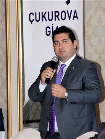 Adana'da Çukurova GİAD Başkanı, Elif Doğan Türkmen'e Yönelik Saldırıyı Kınadı