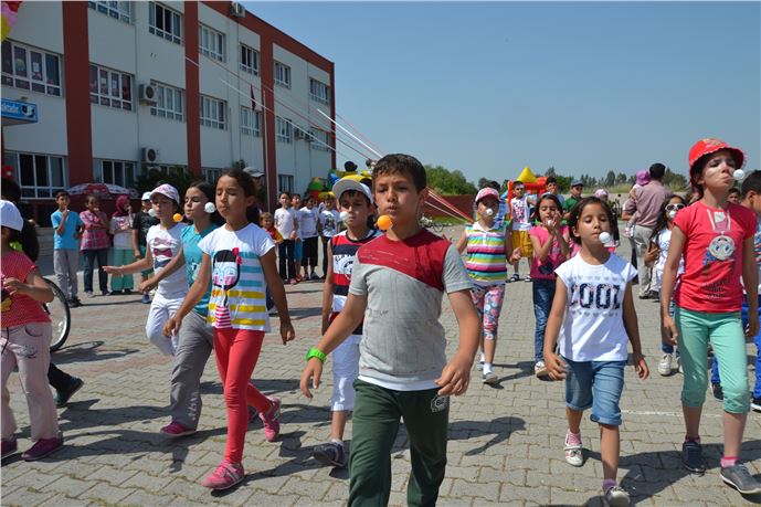 Adana Ceyhan'da Burç Ceyhan Koleji Bahar Şenliği'nde Renkli Etkinlikler Düzenlendi